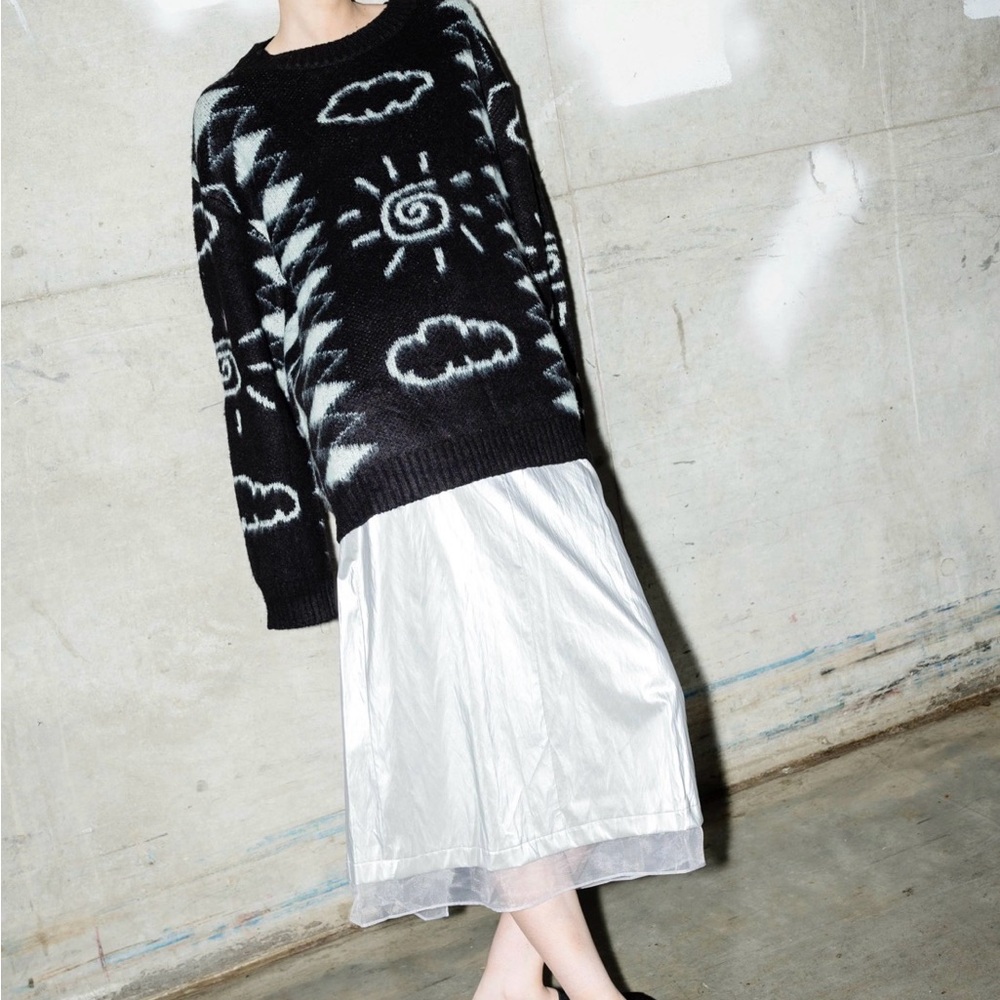 BNWT (sold out) The NKC Store Clare Sweater sun cloud B/W Graphic Sweater O/S - Picture 4 of 10